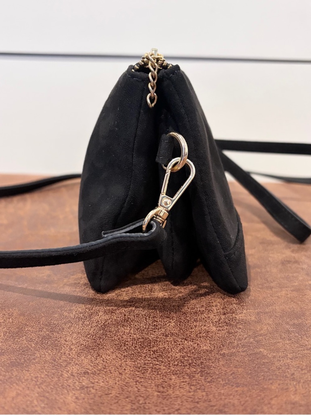 Nanette Lepore Black Faux Suede Wristlet Crossbody Wallet Minimalist Chic Core - Picture 3 of 13